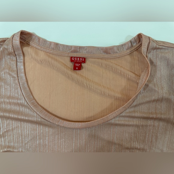 Guess tshirt - Picture 2 of 3